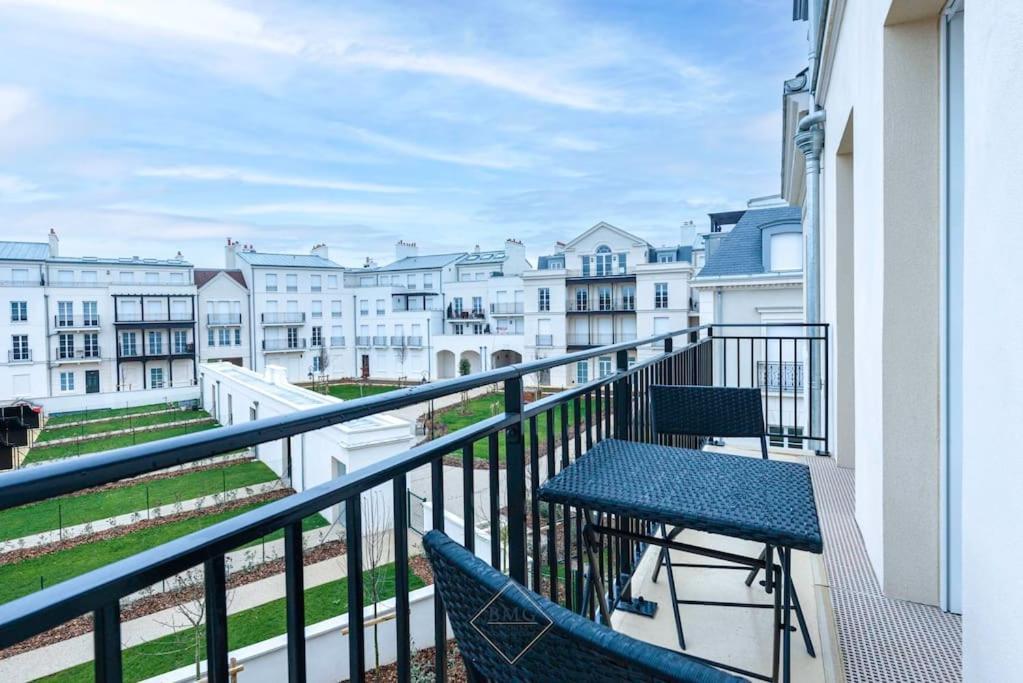 Palladium Appartement Disneyland Bmyguest Serris Buitenkant foto